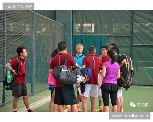南京网球队与重庆网球队技术对决赛后分析与总结